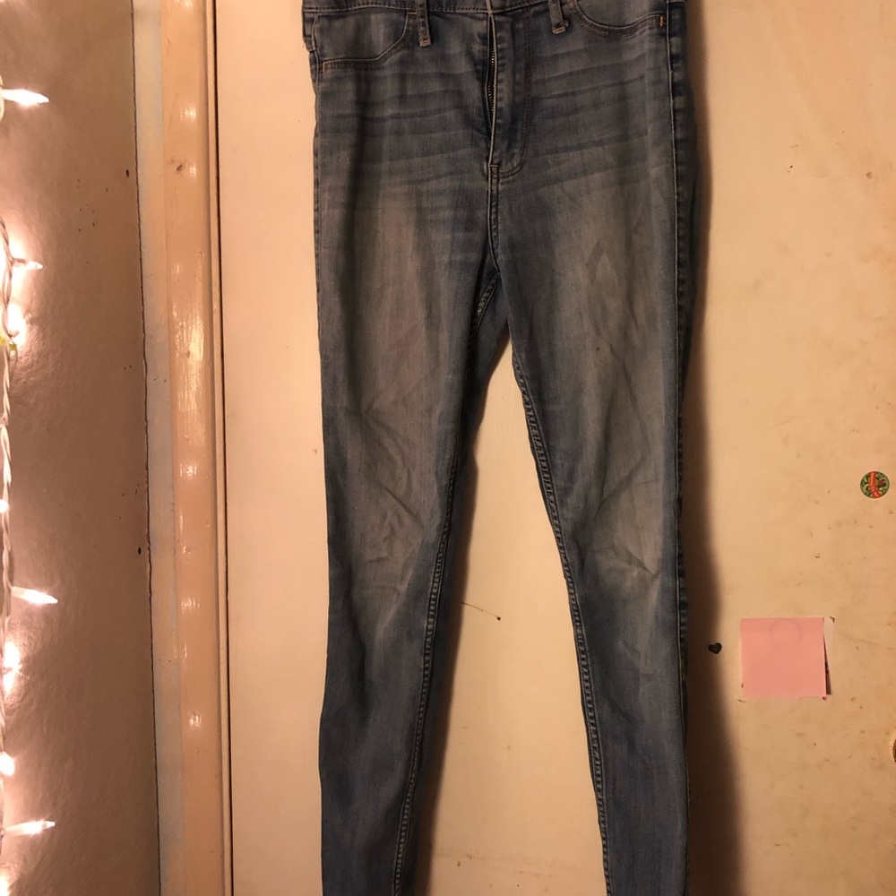 Hollister jeans